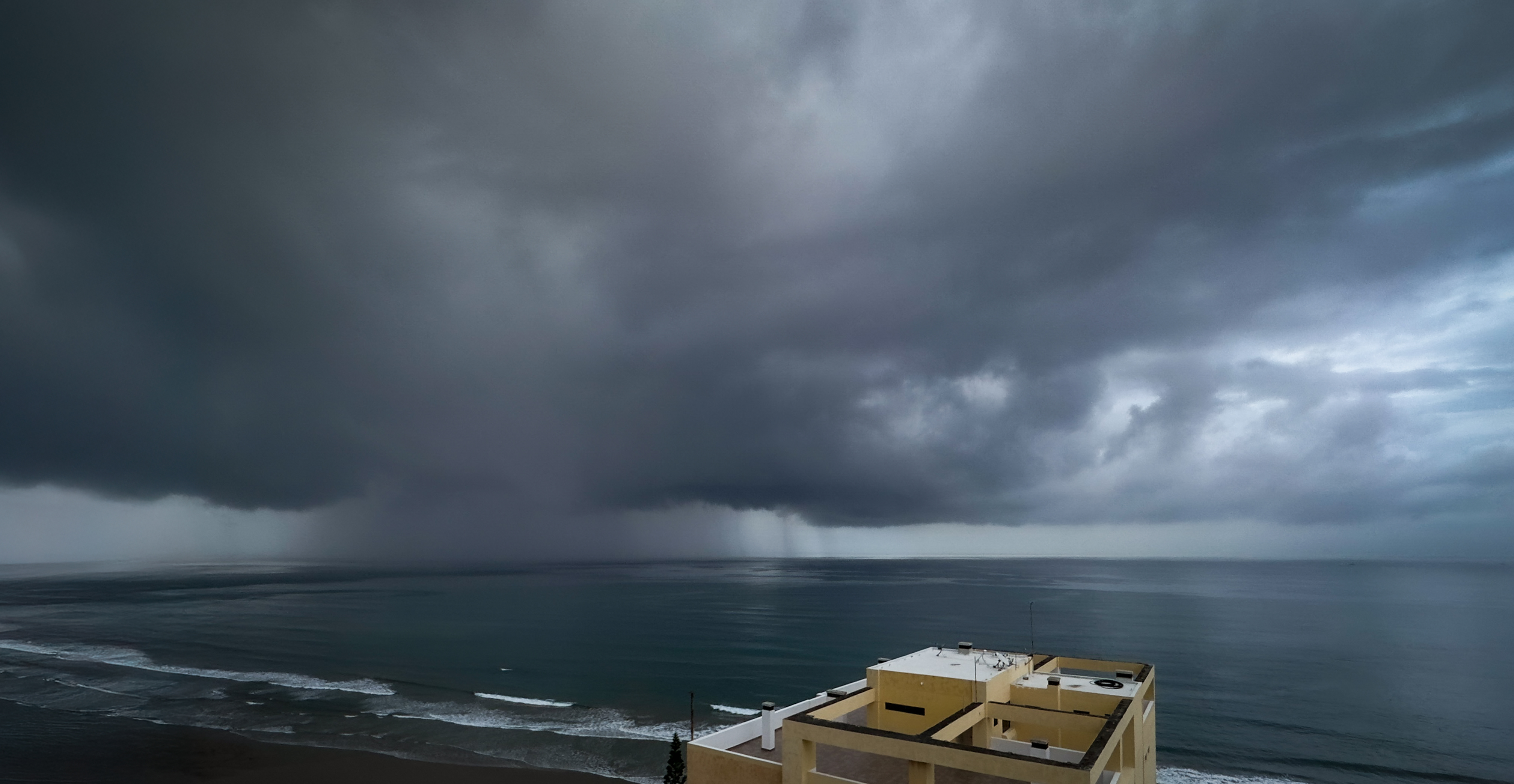 morning shower rolling in.jpg